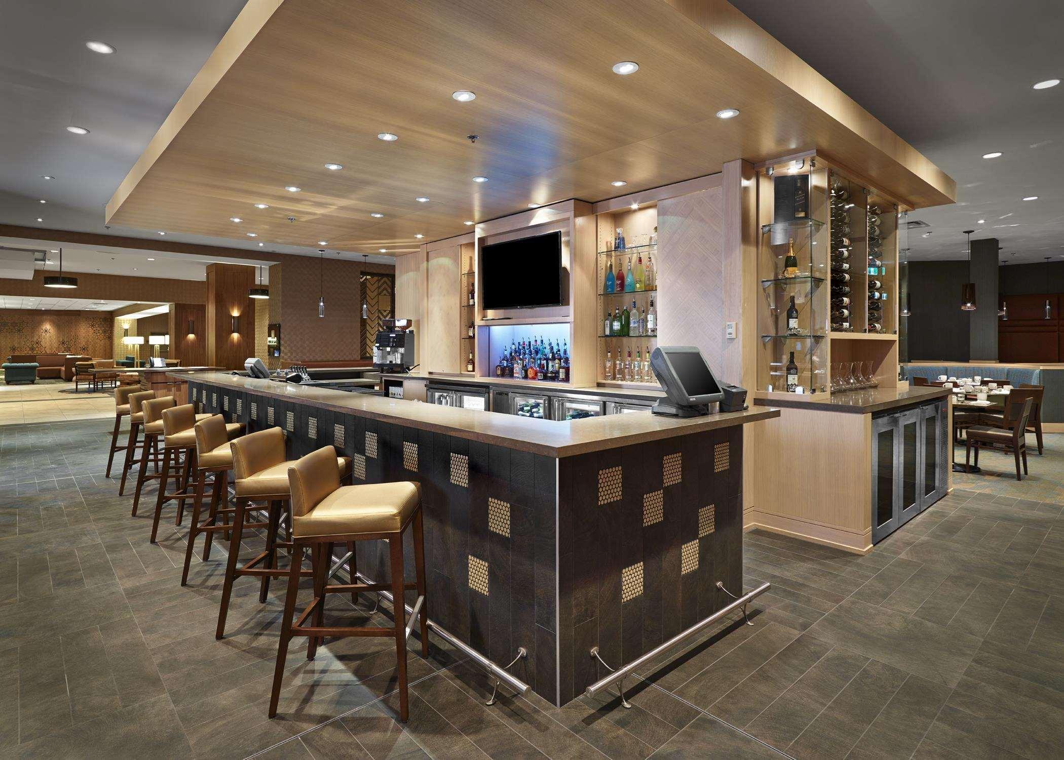 Doubletree By Hilton Hotel & Conference Centre Regina Ngoại thất bức ảnh